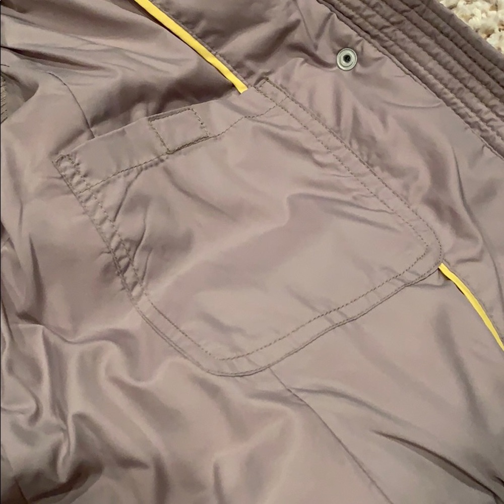 Gap Puffer Down Vest - image 3